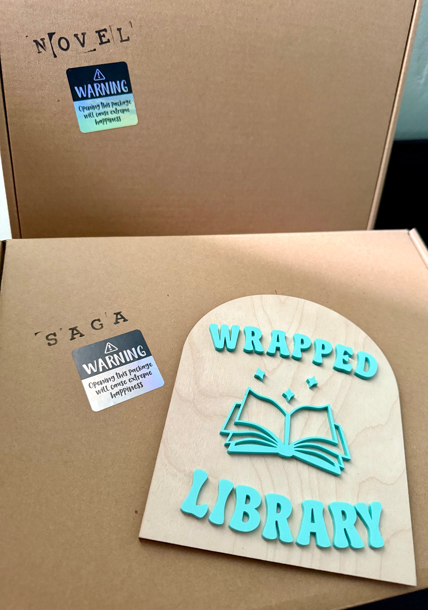 Novel Box (Pre-loved Book)